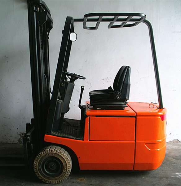 STILL R50-15電動平衡重叉車